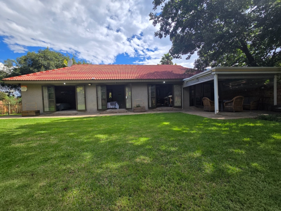 3 Bedroom Property for Sale in Pentagon Park Free State